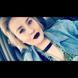 Meet your Posher, Shania anastacia